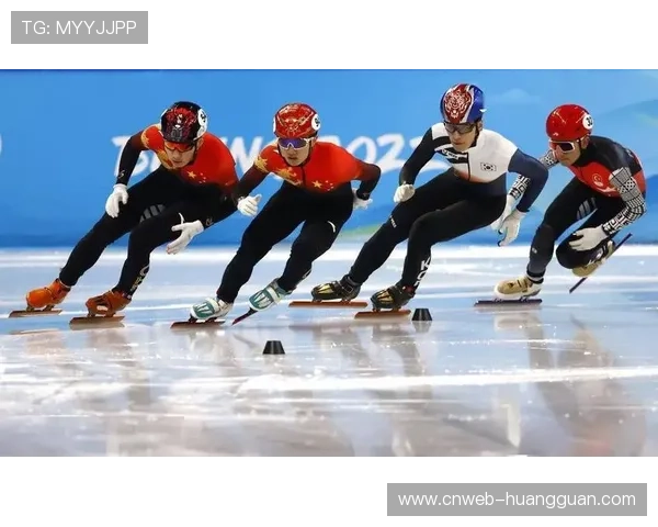 男子1000米决赛最后弯道 林钟彦外道超越刘少昂瞬间