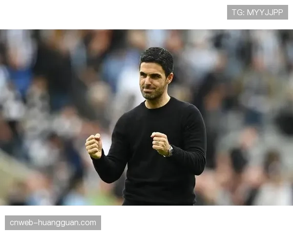 战术角力：阿尔特塔的激进换人与恩里克的防守反击博弈成比赛转折点